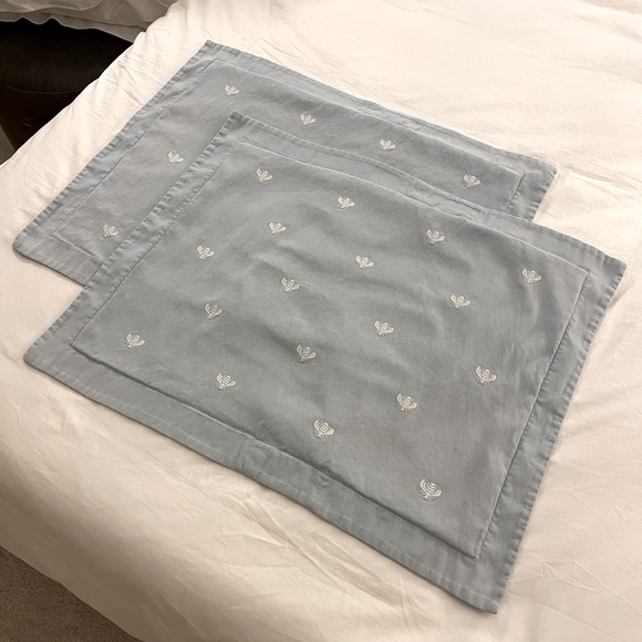 Restoration Hardware Bedding Rh Embroidered Bee Pillow Shams Set Of